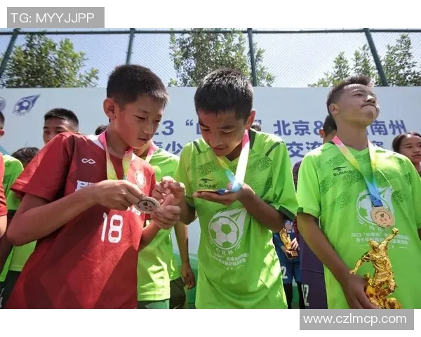 王一帆足球明星崛起之路揭秘他的训练与比赛背后的故事 王一帆足球明星崛起之路揭秘他的训练与比赛背后的故事