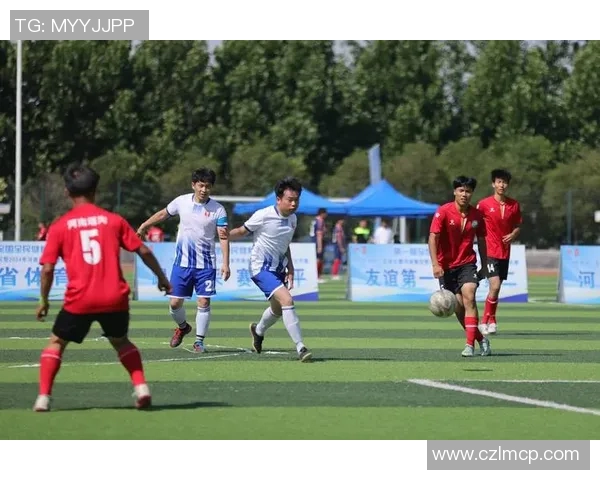 足球明星健美大赛精彩瞬间回顾与幕后花絮全纪录 足球明星健美大赛精彩瞬间回顾与幕后花絮全纪录