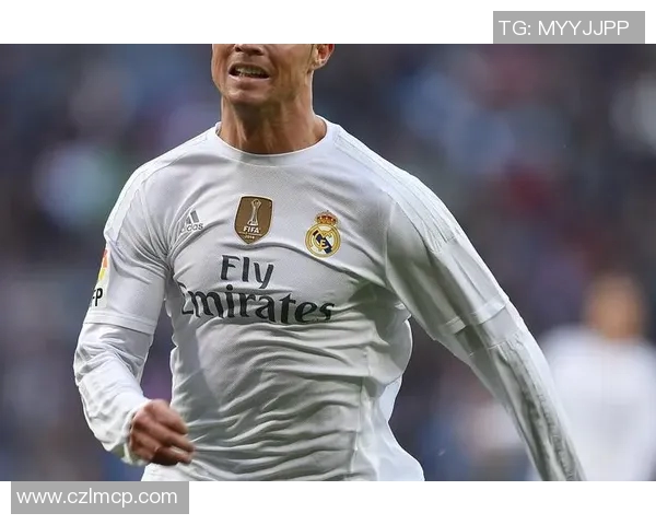 足球明星挑战极限运动跳远视频展现惊人弹跳力与运动魅力 足球明星挑战极限运动跳远视频展现惊人弹跳力与运动魅力