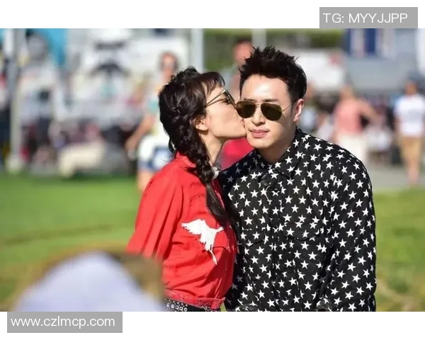 女明星与足球明星的爱情故事揭示了娱乐圈与体育界的跨界魅力与挑战